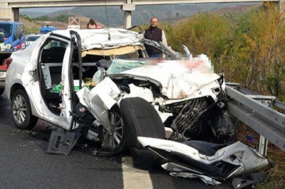 İHH gönüllüleri kaza yaptı: 4 ölü