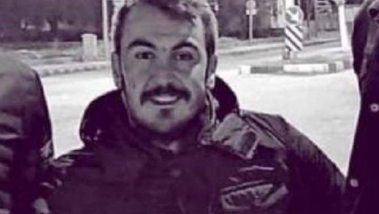 Yanan otomobilin yakınında, çukurda 2 arkadaş ölü bulundu