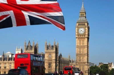 İngiltere Türkiye'yi kırmızı listeden çıkardı