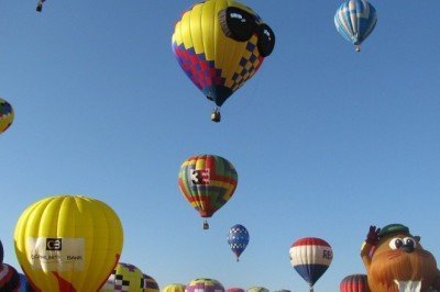 Türkiye'nin ilk özel şekilli balonları üretildi