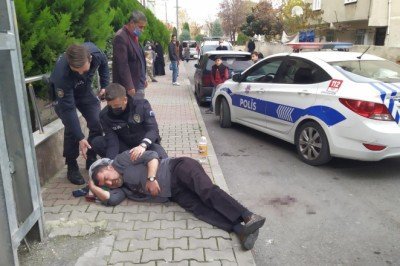 Büyü yaptı iddiasıyla beyzbol sopası ile dövdüler