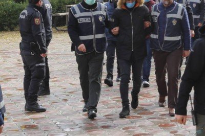 Gaziantep'te toprağa gömülü iki ceset bulunmasıyla ilgili 4 gözaltı