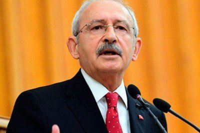 ‘Ne oldu da kurtuluş savaşı veriyoruz’