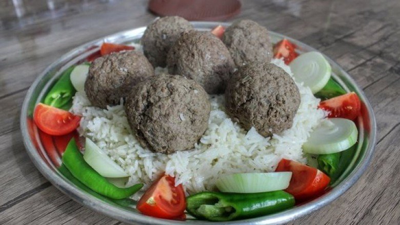 Abdigör köftesi nasıl yapılır?