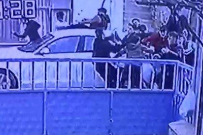 Sokak ortasında yumruk yumruğu kavga!