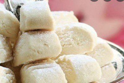 Üç meyveli un kurabiyesi nasıl yapılır?