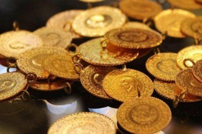 Altın yatırımcıları ne yapmalı?