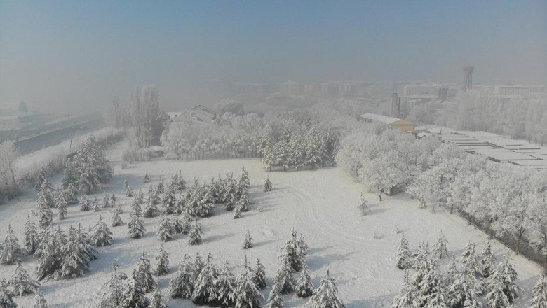 Kar ve sisle kaplanan Ağrı drone ile görüntülendi