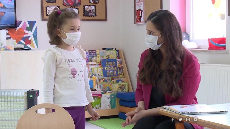 Nurten öğretmene İngiltere'den 'Yaşam Boyu Başarı' ödülü