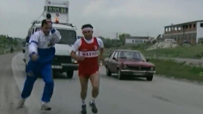 TRT'nin azimli muhabiri izleyenleri gülümsetti