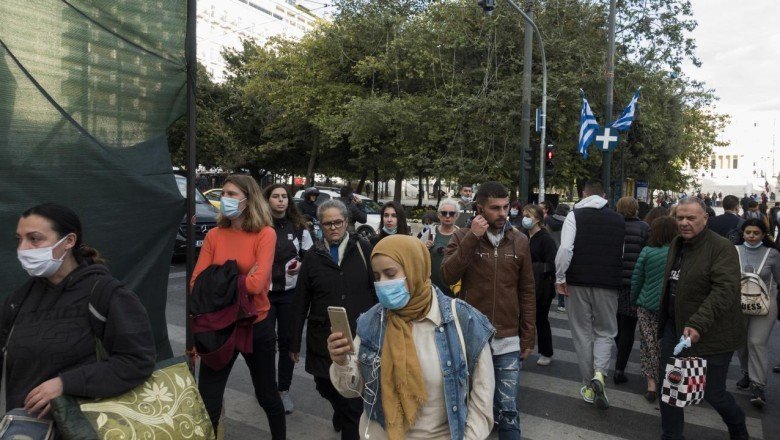 Yunanistan'da ilk Omicron varyantına rastlandı