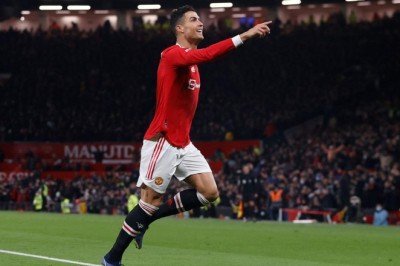 Cristiano Ronaldo 800 gol barajını geçti