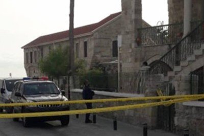 Kıbrıs Rum kesiminde camiye çirkin saldırı