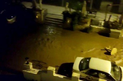 Marmaris’te sel nedeniyle 2 evi su bastı