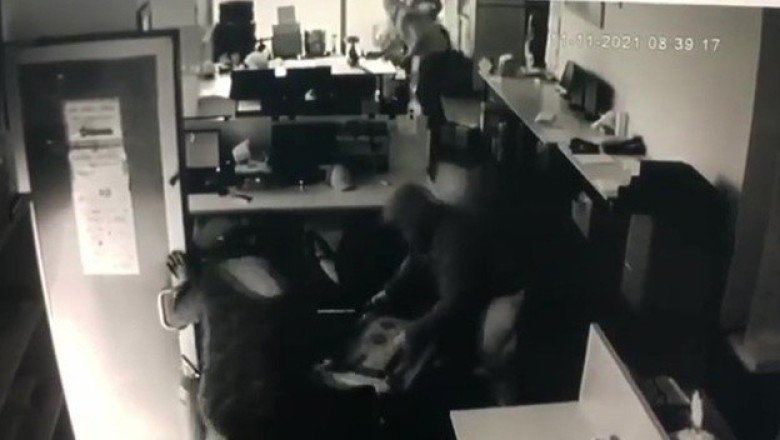 230 bin TL’lik hırsızlık yaptılar, kıskıvrak yakalandılar