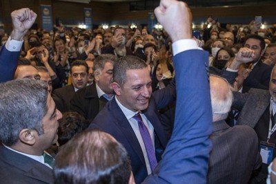 Değişim rüzgârı barolardan esti