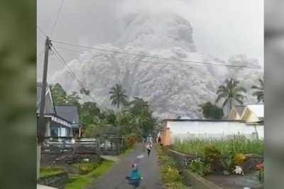 Endonezya'da Semeru Yanardağı'ndaki patlamada ölü sayısı 13'e çıktı