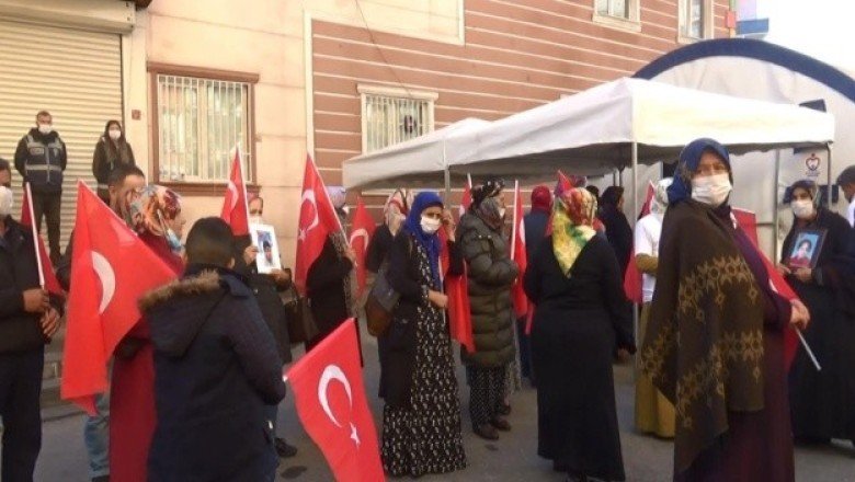 Evlat nöbeti 827'nci gününde