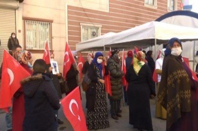 Evlat nöbeti 827'nci gününde