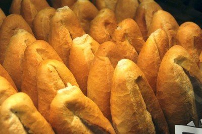 Fırıncı: Vatandaşlar ekmek adetlerini azalttı, küçük sandviç ekmeği tercih ediyorlar