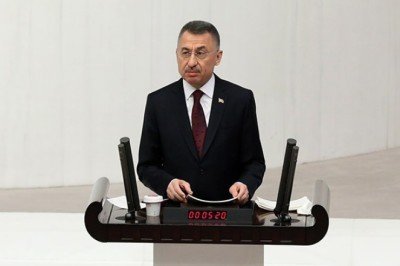 Fuat Oktay: Kur hareketleri, ekonominin gerçeklerine uygun değil