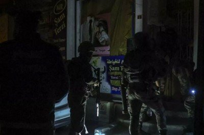 İstanbul'da helikopter destekli uyuşturucu operasyonu: 39 gözaltı