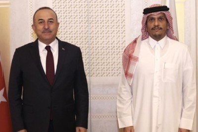 “Katar’a para istemek için mi geldiniz?” sorusu, Çavuşoğlu'nu sinirlendirdi