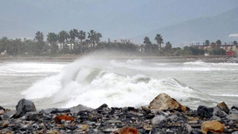 Meteoroloji&amp;#39;den denizlerde fırtına uyarısı