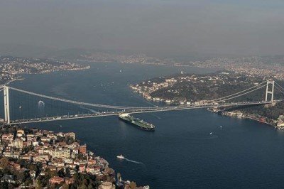 Prof. Dr. Naci Görür: İstanbul'daki yoğun kokunun depremle ilgili olduğunu düşünmüyorum