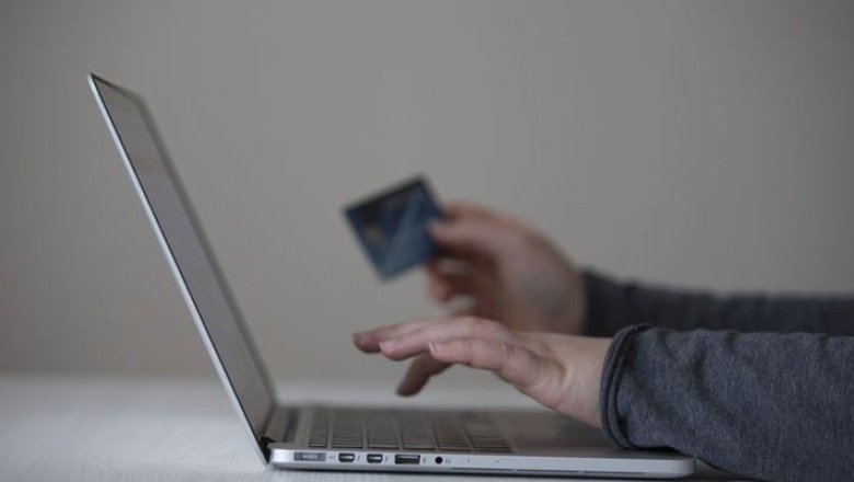 Ticaret Bakanlığı'ndan e-ticaret denetimi: 'Dev, müthiş, efsane' diyerek indirim yapanlar araştırılacak