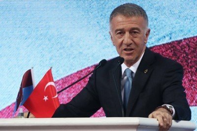 Trabzonspor'da Ahmet Ağaoğlu yeniden başkan