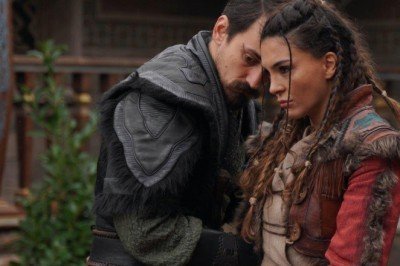 Destan 3. bölüm izle tamamı, kesintisiz ve full ATV ile Destan son bölüm izle! - Sabah