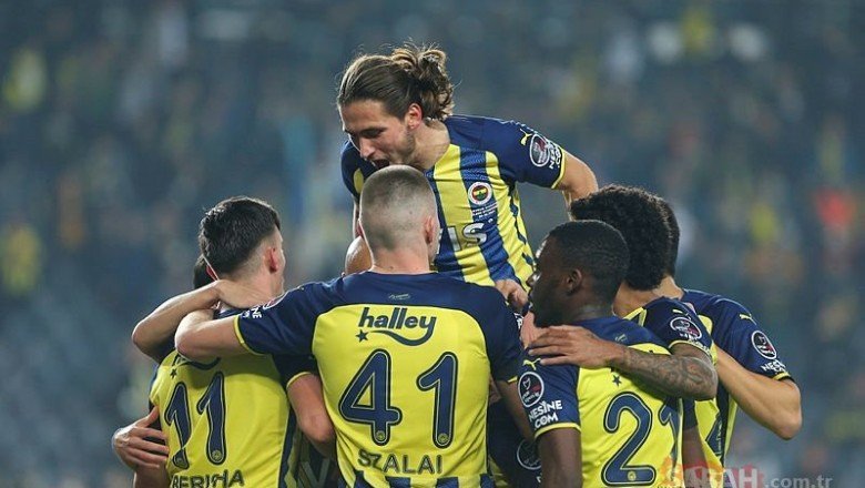 Fenerbahçe Eintracht Frankfurt maçı hangi kanalda? Avrupa Ligi Fenerbahçe Eintracht Frankfurt maçı ne zaman, saat kaçta, şifresiz mi? - Sabah