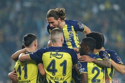 Fenerbahçe Eintracht Frankfurt maçı hangi kanalda? Avrupa Ligi Fenerbahçe Eintracht Frankfurt maçı ne zaman, saat kaçta, şifresiz mi? - Sabah