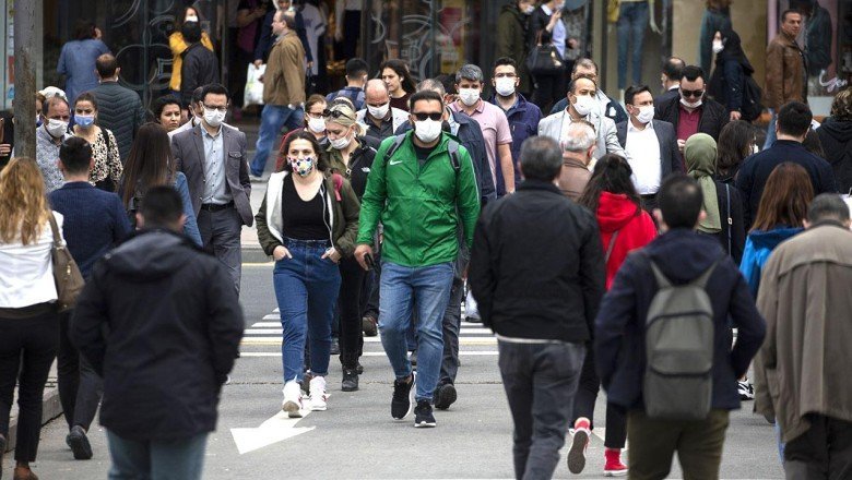 Bilim Kurulu Üyesi Prof. Dr. Şener: Omicron, virüsün gevşediğini ve yumuşadığını gösteriyor