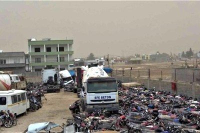 Burası Kızıltepe! Milyonluk araçlar yediemin parkında çürüyor!