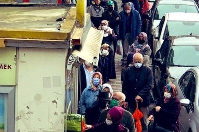 Karar yazarı Elif Çakır: Ucuz ekmek kuyrukları Beştepe'nin penceresinden bile görünüyordur artık