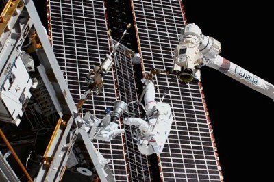 NASA astronotları 13. uzay yürüyüşünü tamamladı