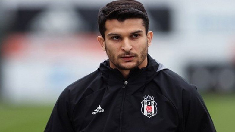 Necip Uysal takımı motive ediyor