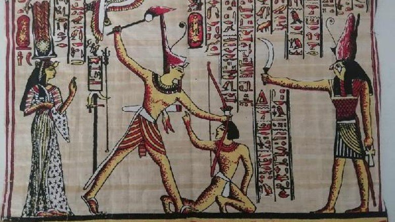 Ramses dönemine ait olduğu iddia edilen resimli papirüsü satmak isteyen iki kişi yakalandı