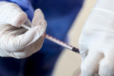 Almanya'da risk grubundaki 511 yaşa aşı tavsiyesi