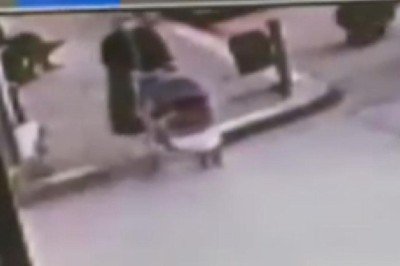 Anne ve bebeği son anda kurtuldu