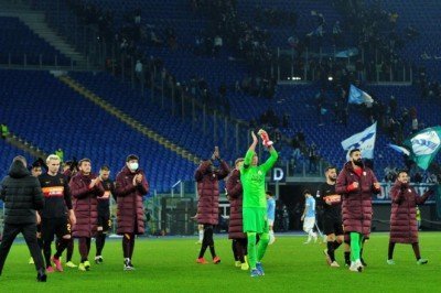 Namağlup lider Galatasaray Avrupa Ligi'nde son 16'da