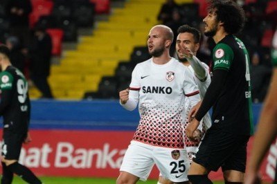 Gaziantep FK 3-1 Sakaryaspor (MAÇ SONUCU - ÖZET)