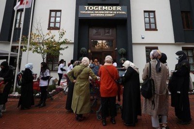 TOGEMDER 'Bahçe Satışları Kermesi' ile ihtiyaç sahiplerine ulaşıyor: Davetliler yoğun ilgi gösterdi