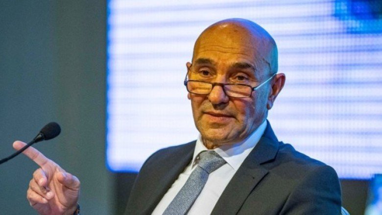 Tunç Soyer canlı yayında kendini bir bir yalanladı