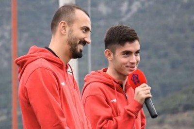 Burak İnce ve Ahmet İlhan Özek gençlerle buluştu