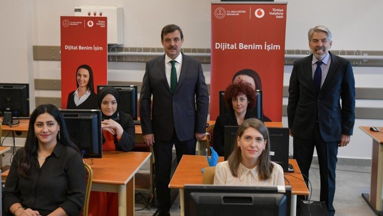 “Dijital Benim İşim” 1 yılda 5 milyon TL’lik sosyal değer