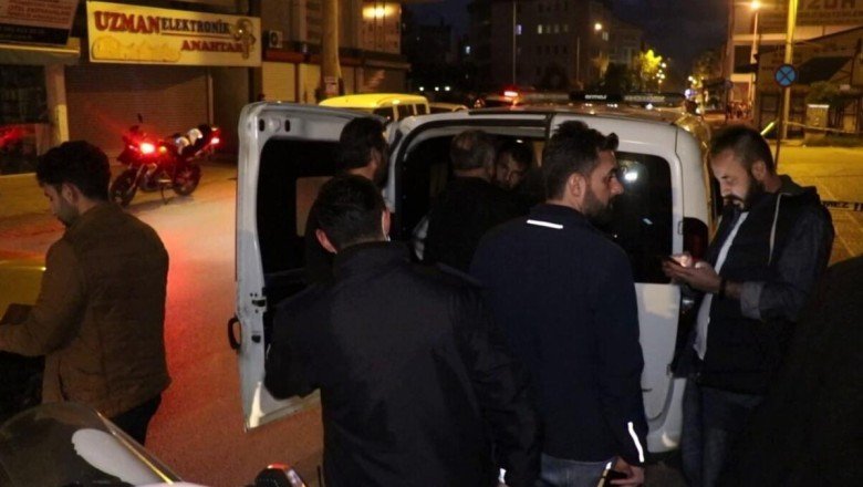 Uzman er, kadın polisi bıçakla ağır yaraladı