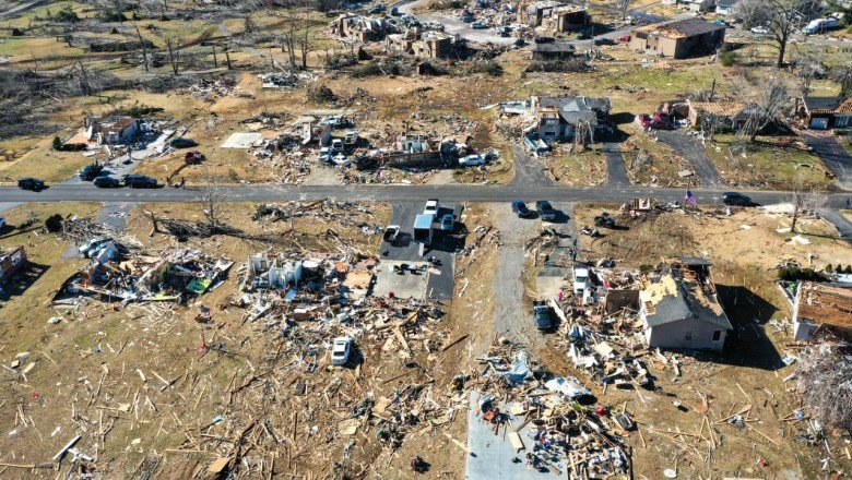 ABD'de hortumun verdiği zarar havadan görüntülendi